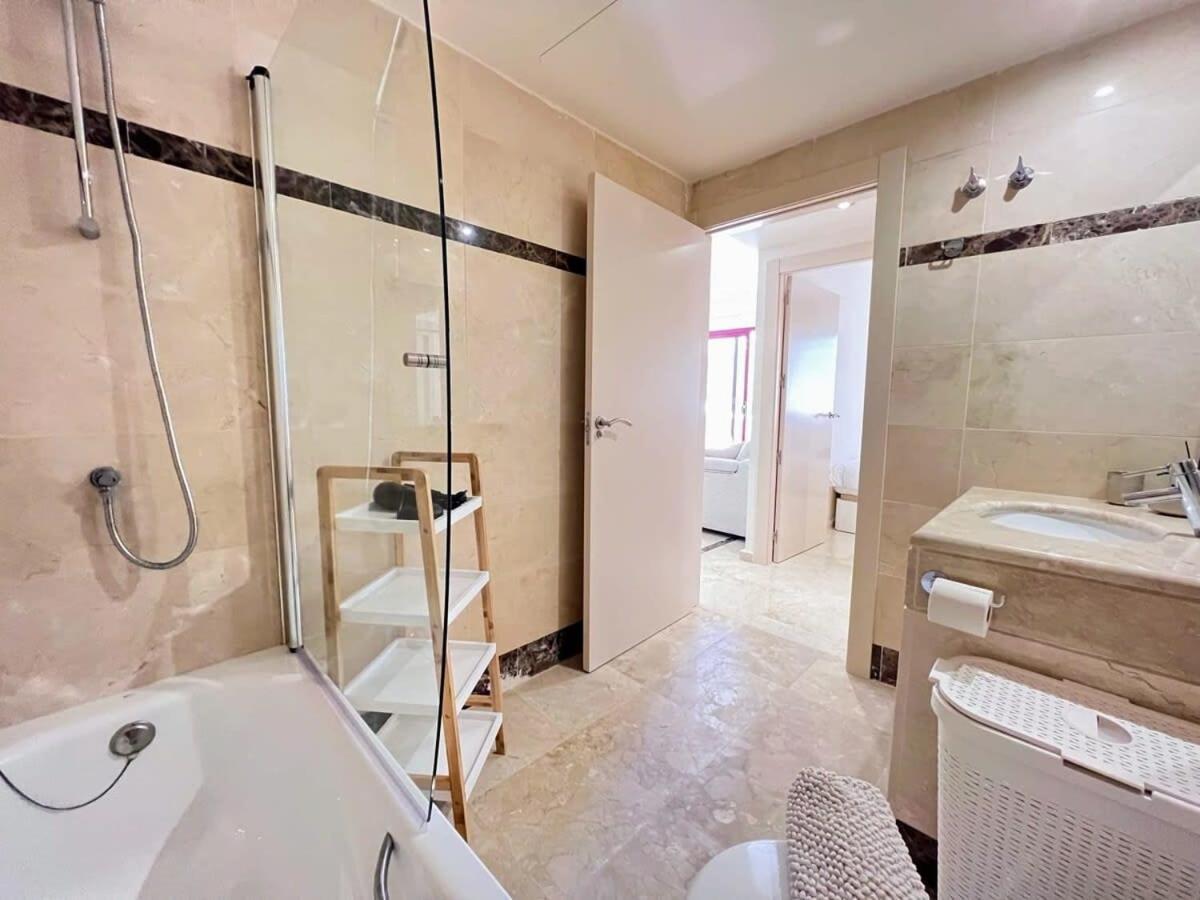 Modern 2 Bedroom Beachside Apartment Nr72 Los Alcázares Eksteriør bilde