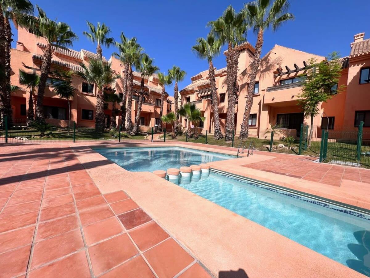 Modern 2 Bedroom Beachside Apartment Nr72 Los Alcázares Eksteriør bilde